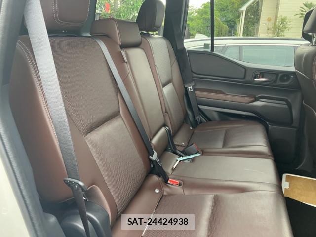 Toyota LAND CRUISER 2024-10 8815216-7