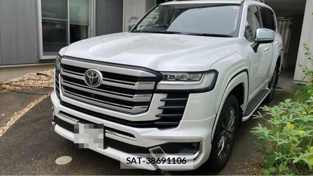 Toyota LAND CRUISER 2025-09 8815481-0