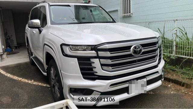 Toyota LAND CRUISER 2025-09 8815481-11