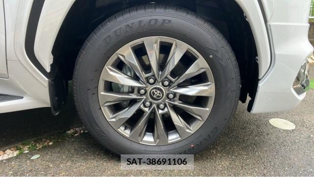 Toyota LAND CRUISER 2025-09 8815481-8