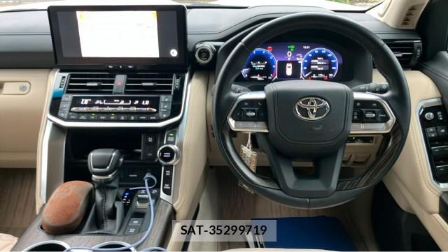 Toyota LAND CRUISER 2025-07 8815519-16