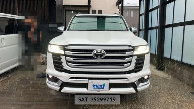 Toyota LAND CRUISER 2025-07 8815519-9