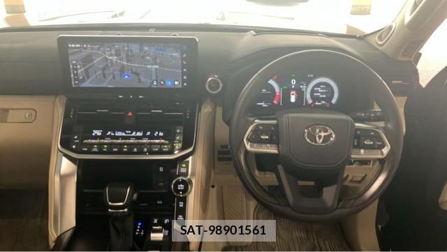 Toyota LAND CRUISER 2025-04 8815551-16