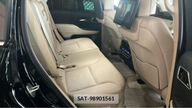 Toyota LAND CRUISER 2025-04 8815551-6
