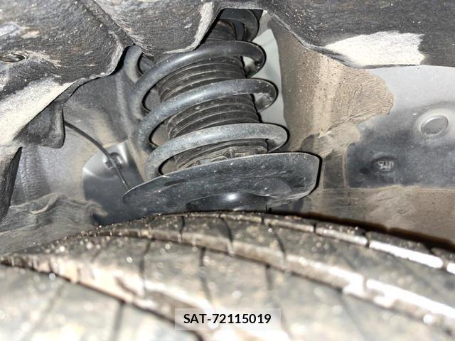 Lexus LBX 2025-09 8812649-19