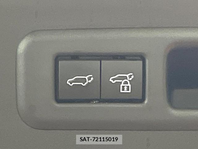 Lexus LBX 2025-09 8812649-4