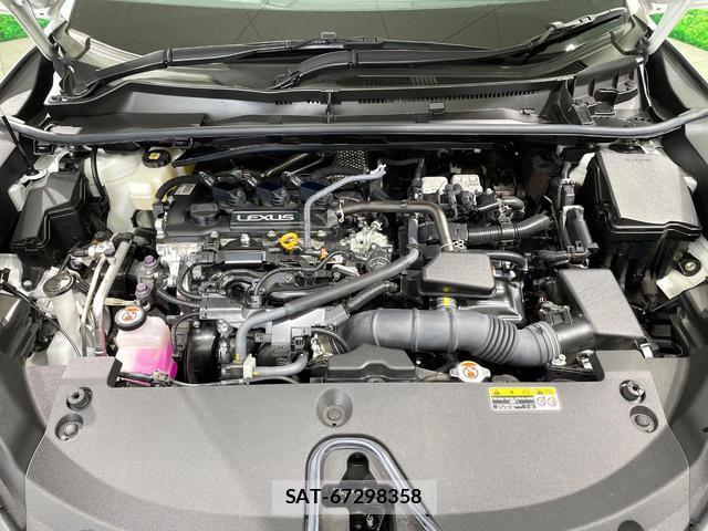 Lexus LBX 2025-04 8813181-17