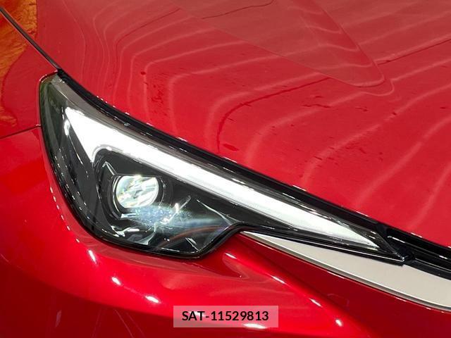 Lexus LBX 2024-11 8814247-11