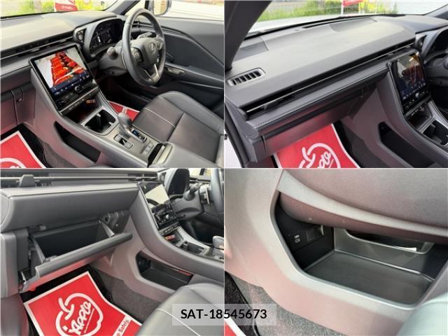 Lexus LBX 2024-07 8814697-15