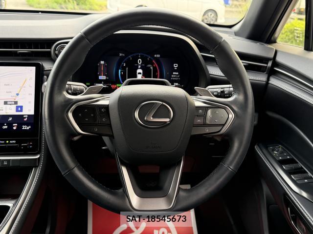 Lexus LBX 2024-07 8814697-5