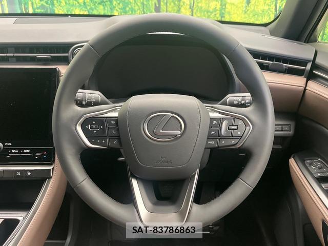 Lexus LBX 2025-09 8817521-10