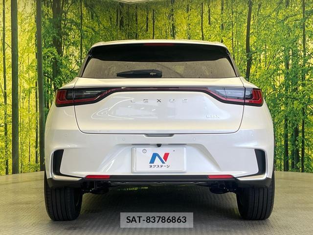 Lexus LBX 2025-09 8817521-14