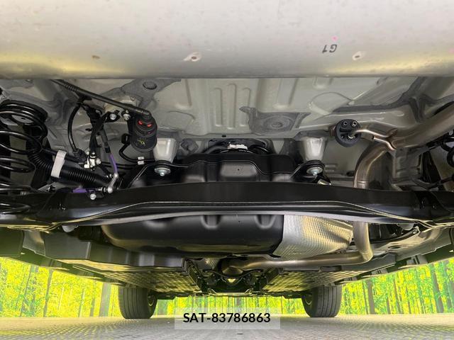 Lexus LBX 2025-09 8817521-18