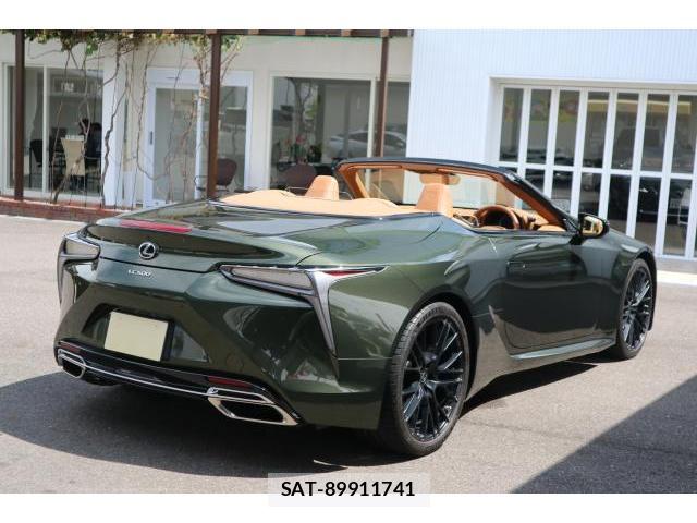 Lexus LC 2022-06 8812743-4