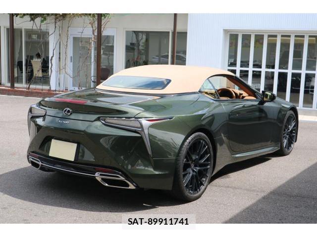 Lexus LC 2022-06 8812743-5