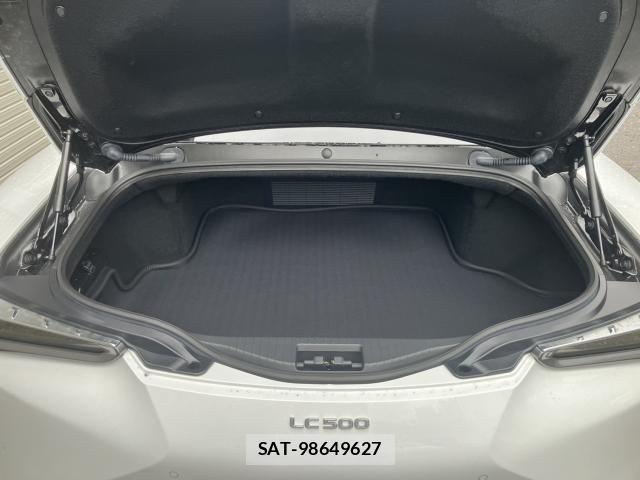 Lexus LC 2025-07 8814618-5