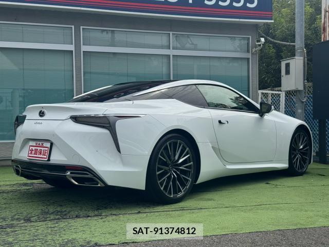 Lexus LC 2025-08 8814624-11