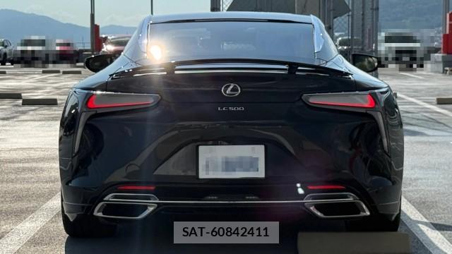Lexus LC 2018-11 8815521-1