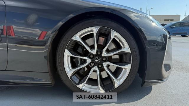 Lexus LC 2018-11 8815521-8