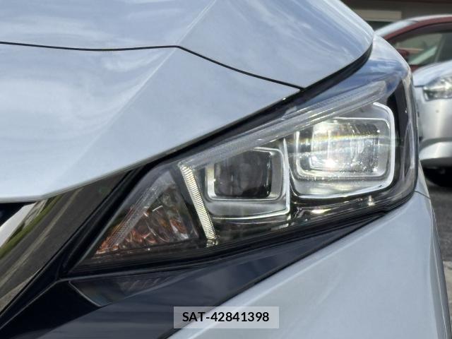 Nissan LEAF 2018-11 8814263-16