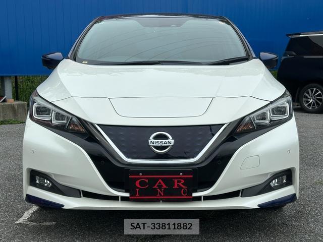 Nissan LEAF 2017-11 8814528-2