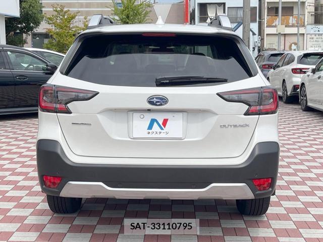 Subaru OUTBACK 2022-07 8814375-14