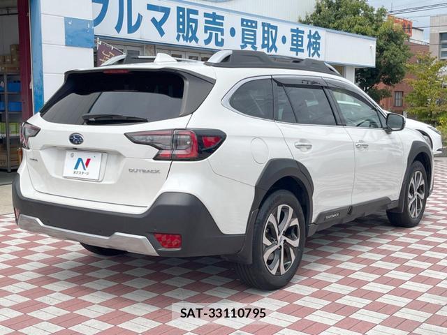 Subaru OUTBACK 2022-07 8814375-16