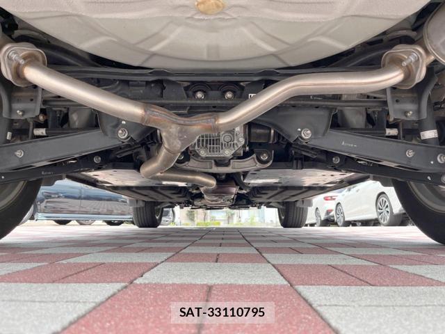 Subaru OUTBACK 2022-07 8814375-18