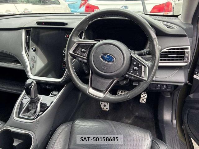 Subaru OUTBACK 2022-01 8816217-2