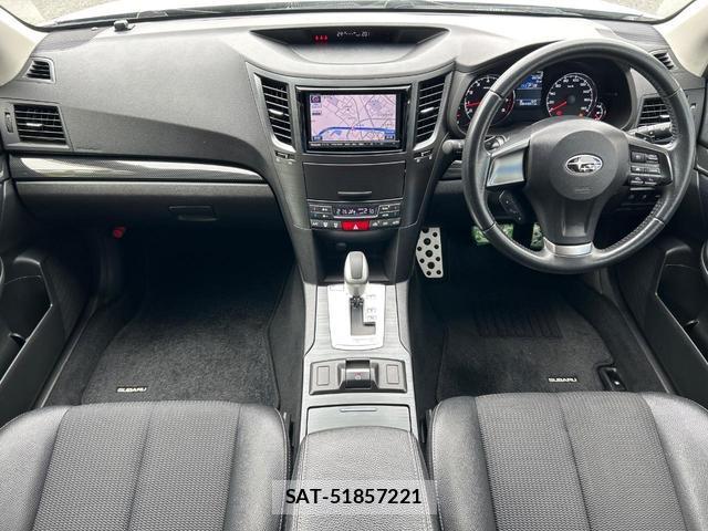 Subaru LEGACY TOURING WAGON 2013-10 8813135-1