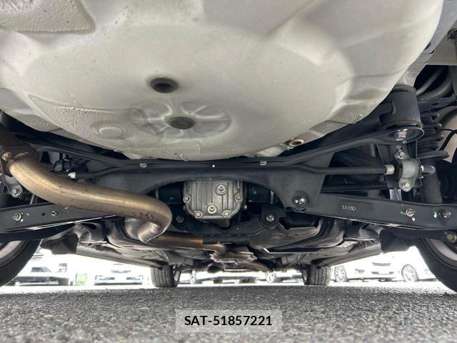 Subaru LEGACY TOURING WAGON 2013-10 8813135-18