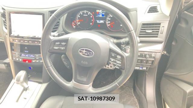 Subaru LEGACY TOURING WAGON 2013-09 8813523-11
