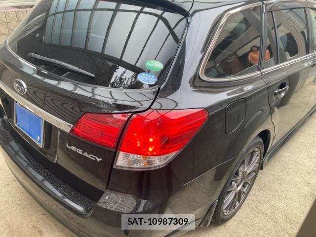 Subaru LEGACY TOURING WAGON 2013-09 8813523-7