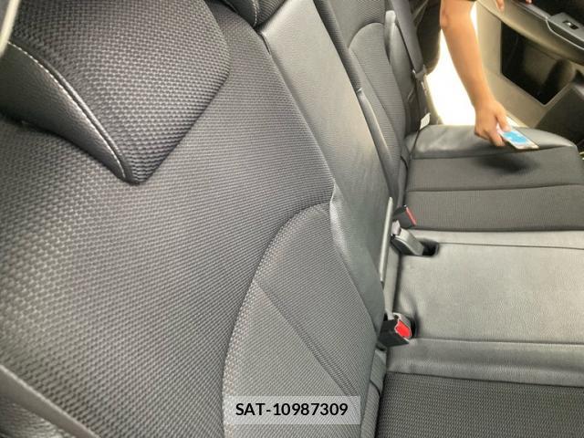 Subaru LEGACY TOURING WAGON 2013-09 8813523-8