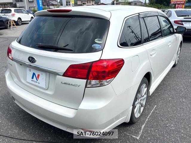 Subaru LEGACY TOURING WAGON 2011-12 8814745-16