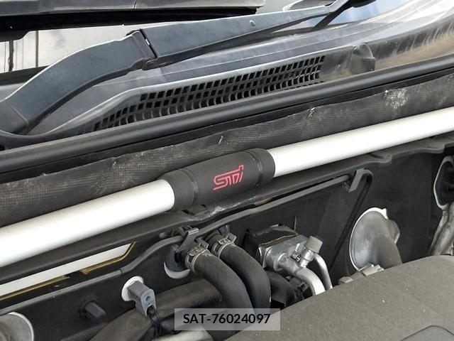 Subaru LEGACY TOURING WAGON 2011-12 8814745-3