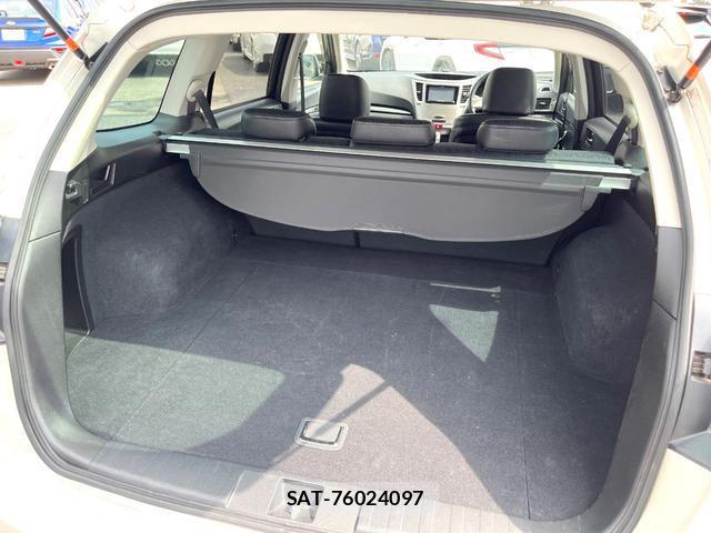 Subaru LEGACY TOURING WAGON 2011-12 8814745-9