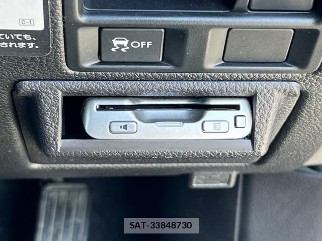 Subaru LEGACY TOURING WAGON 2011-09 8817113-11