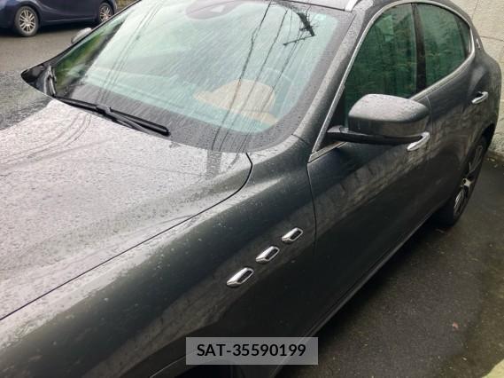 Maserati LEVANTE 2017-06 8815535-10