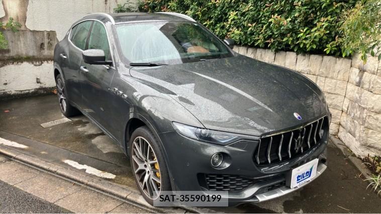 Maserati LEVANTE 2017-06 8815535-11