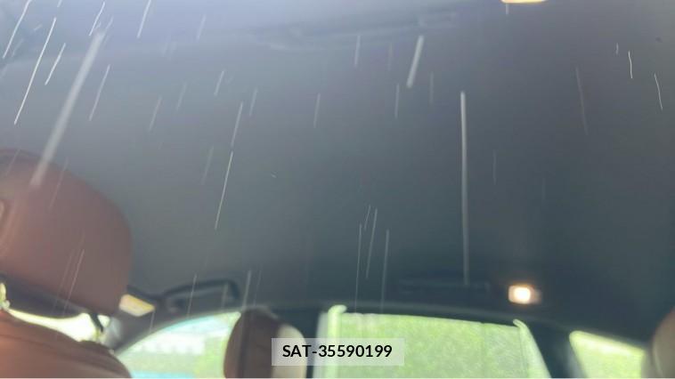 Maserati LEVANTE 2017-06 8815535-15