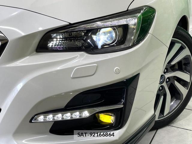 Subaru LEVORG 2017-10 8813004-13