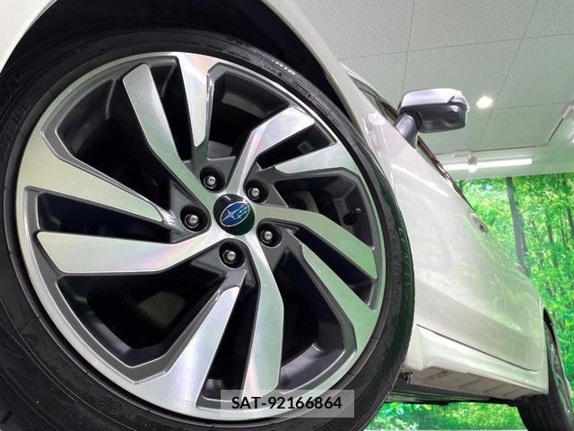 Subaru LEVORG 2017-10 8813004-14