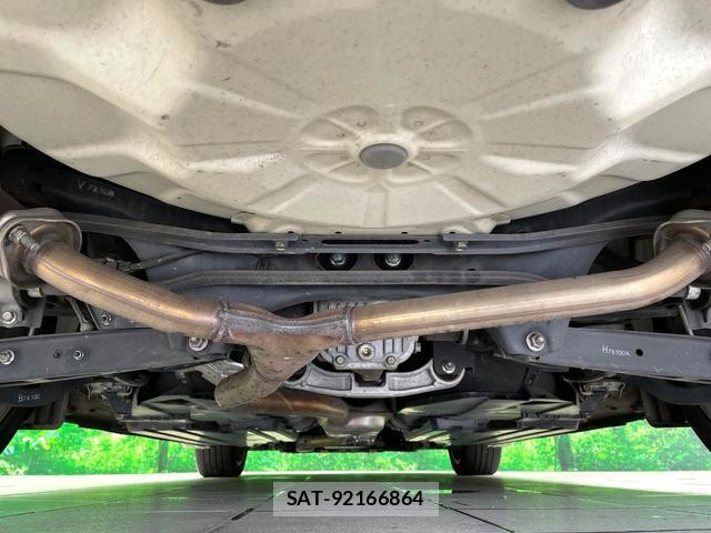 Subaru LEVORG 2017-10 8813004-18