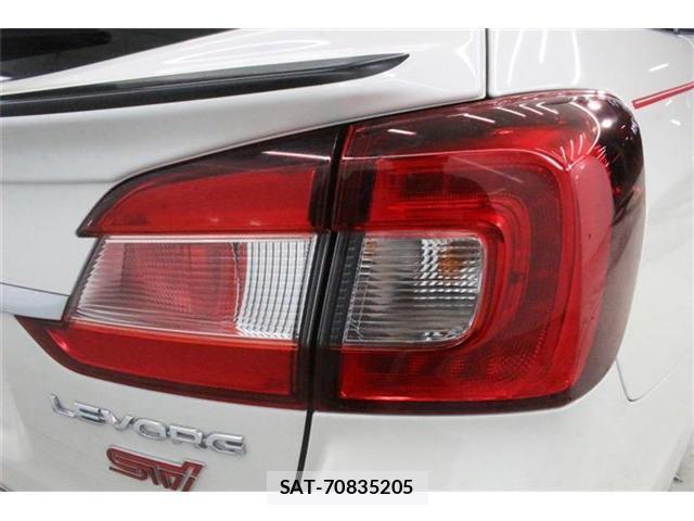 Subaru LEVORG 2017-02 8814329-18