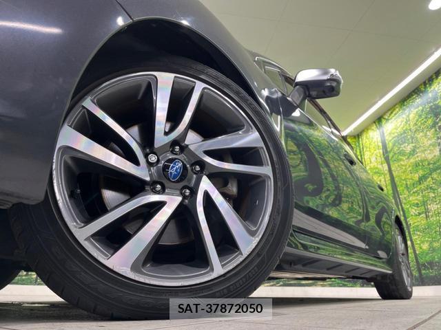 Subaru LEVORG 2015-08 8814984-12