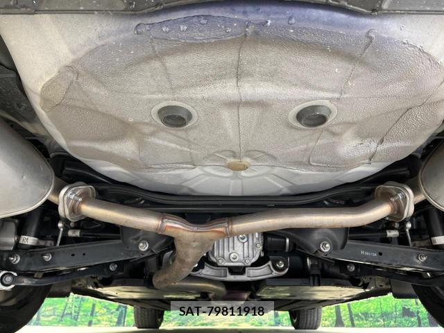 Subaru LEVORG 2023-08 8815008-18