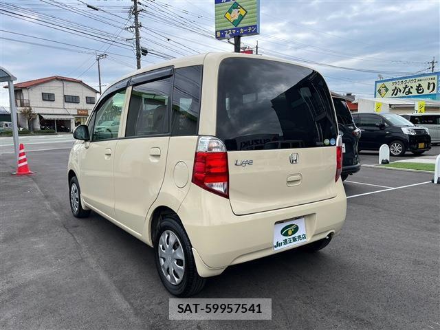 Honda LIFE 2012-03 8814203-6