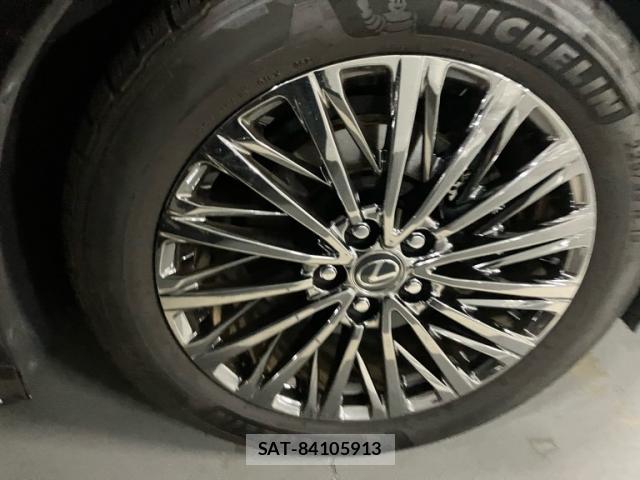 Lexus LM 2024-05 8813248-9