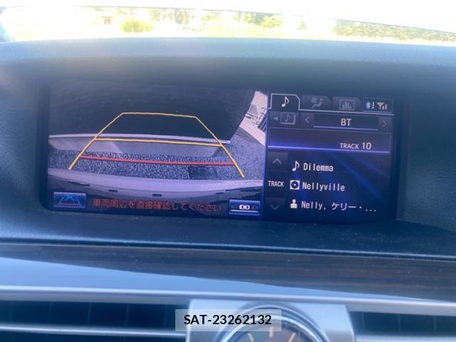 Lexus LS 2012-11 8812112-15